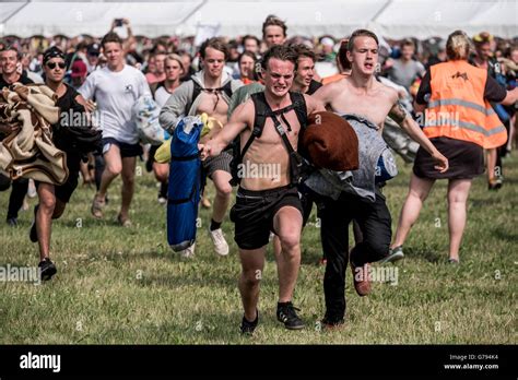 roskilde naked run|Roskilde naked run 2011